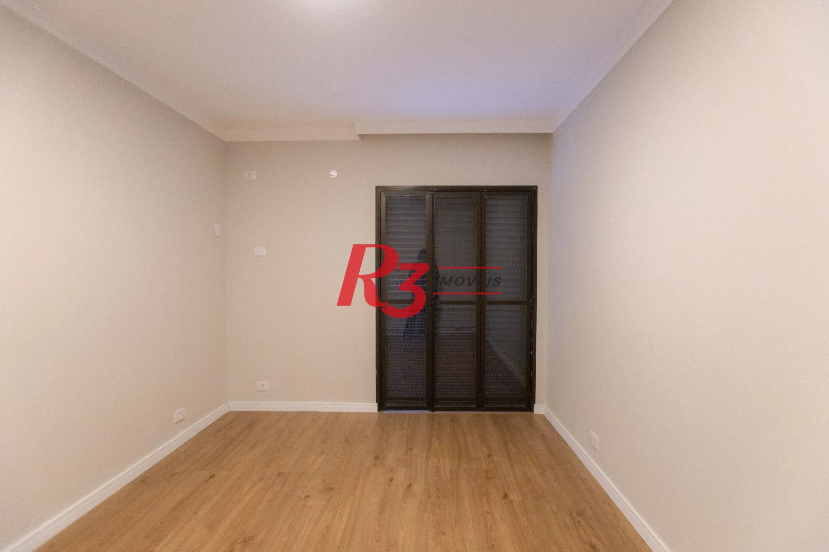 Apartamento com 3 dormitórios à venda, 133 m² por R$ 1.390.000,00 - Gonzaga - Santos/SP