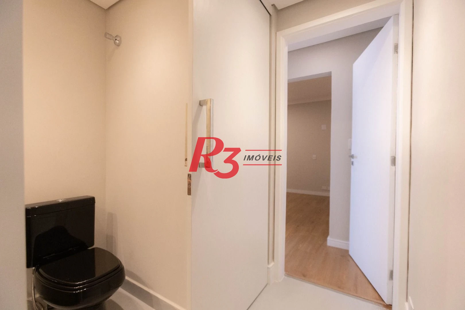 Apartamento com 3 dormitórios à venda, 133 m² por R$ 1.390.000,00 - Gonzaga - Santos/SP