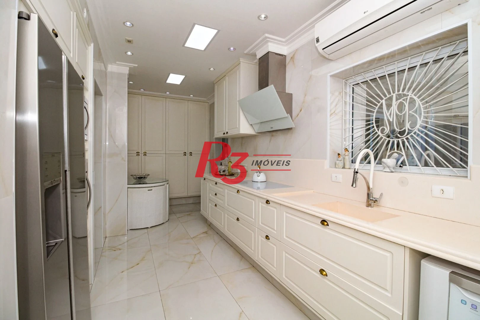 Cobertura à venda, 350 m² por R$ 4.500.000,00 - Marapé - Santos/SP