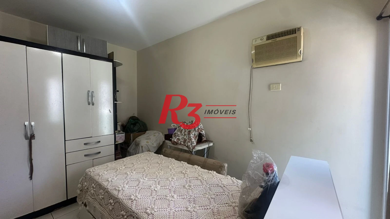Sobrado com 3 dormitórios à venda, 176 m² por R$ 1.650.000,00 - Campo Grande - Santos/SP