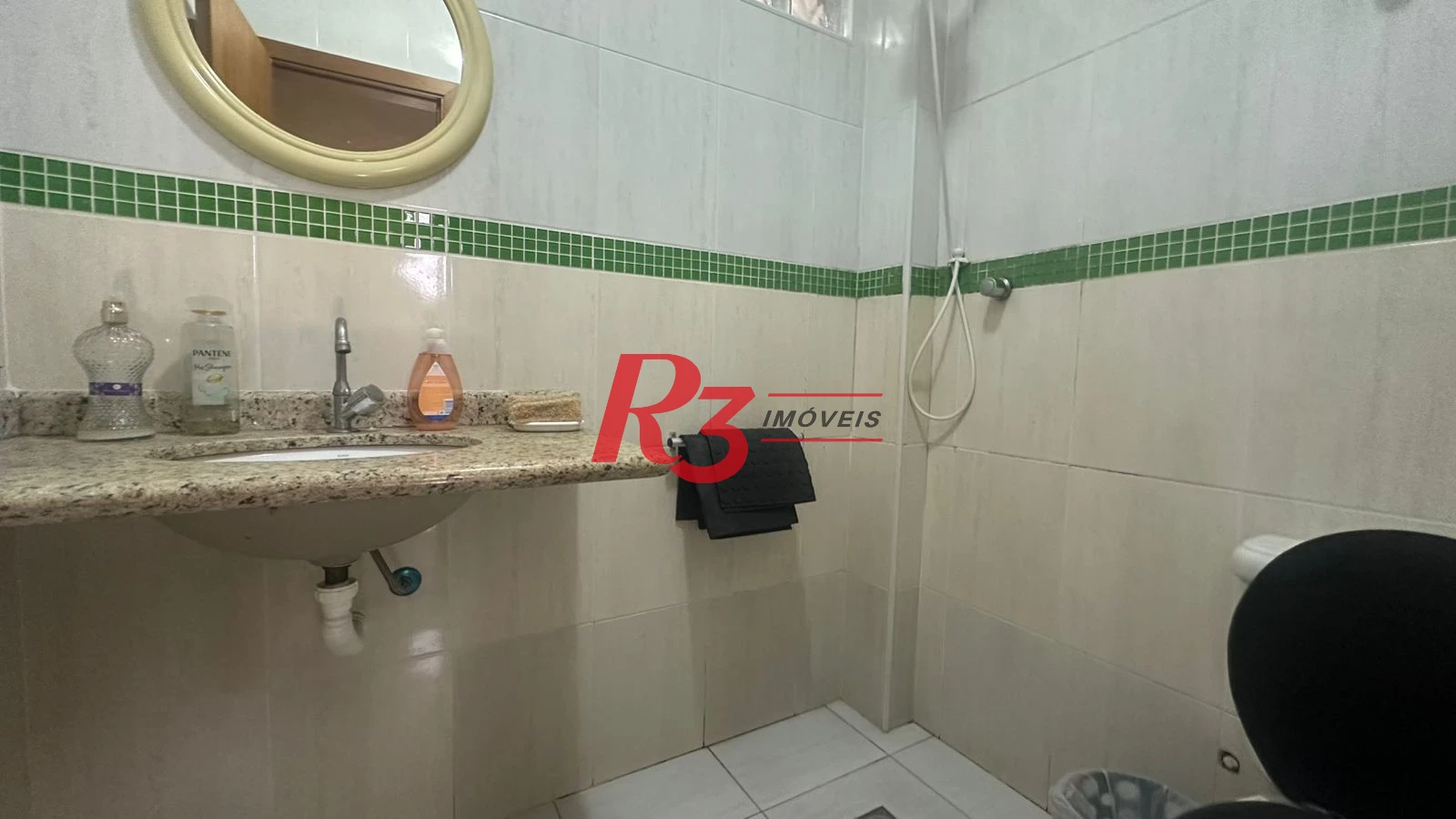 Sobrado com 3 dormitórios à venda, 176 m² por R$ 1.650.000,00 - Campo Grande - Santos/SP