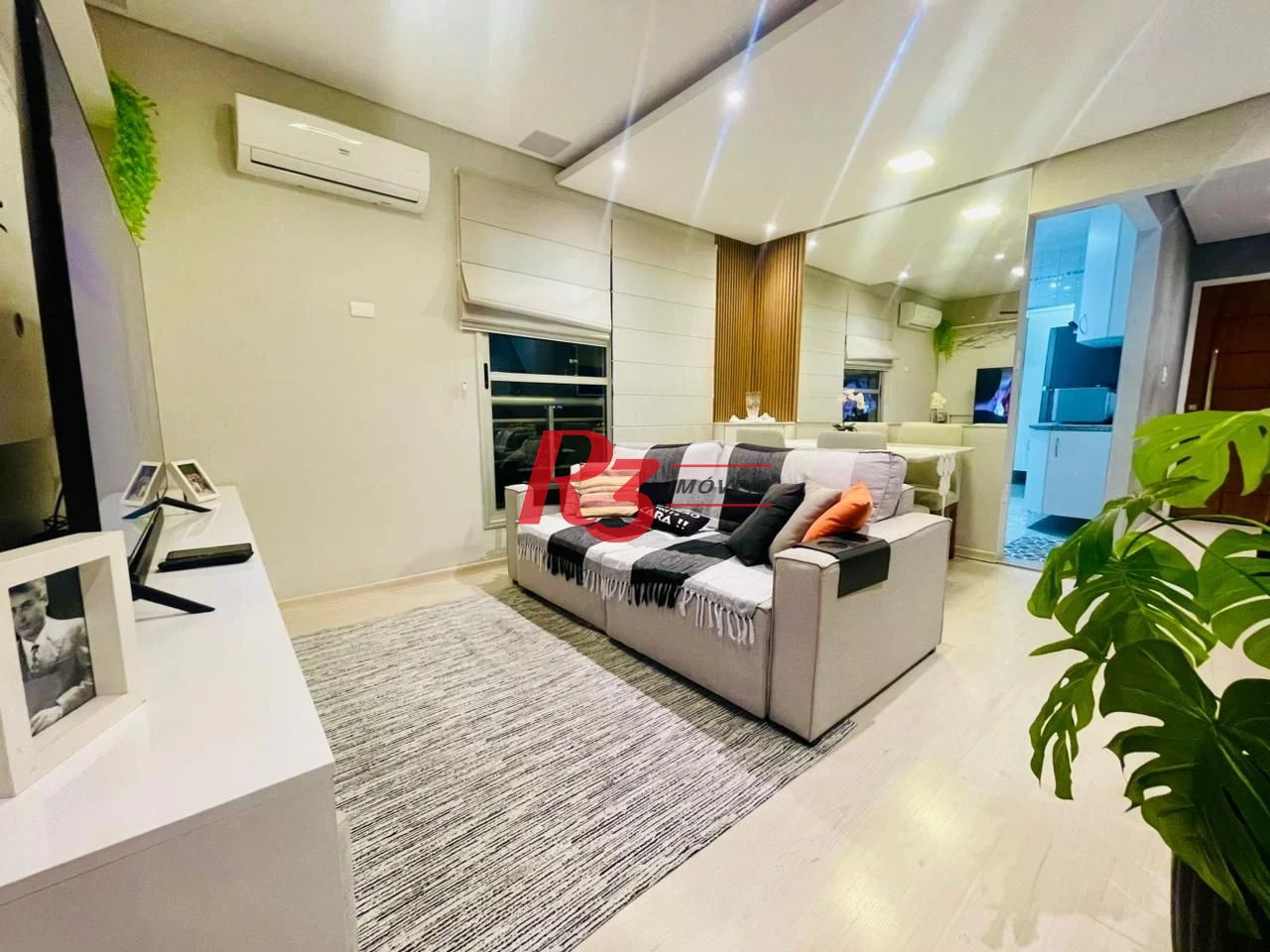 Apartamento com 2 dormitórios à venda, 100 m² por R$ 760.000,00 - Ponta da Praia - Santos/SP