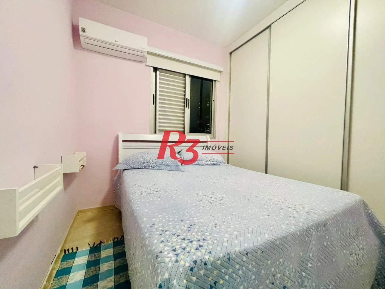 Apartamento com 2 dormitórios à venda, 100 m² por R$ 760.000,00 - Ponta da Praia - Santos/SP