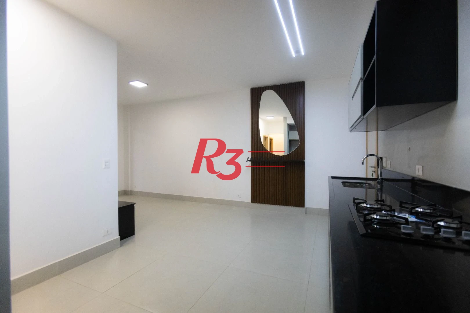 Apartamento para alugar, 77 m² por R$ 7.000,02/mês - José Menino - Santos/SP