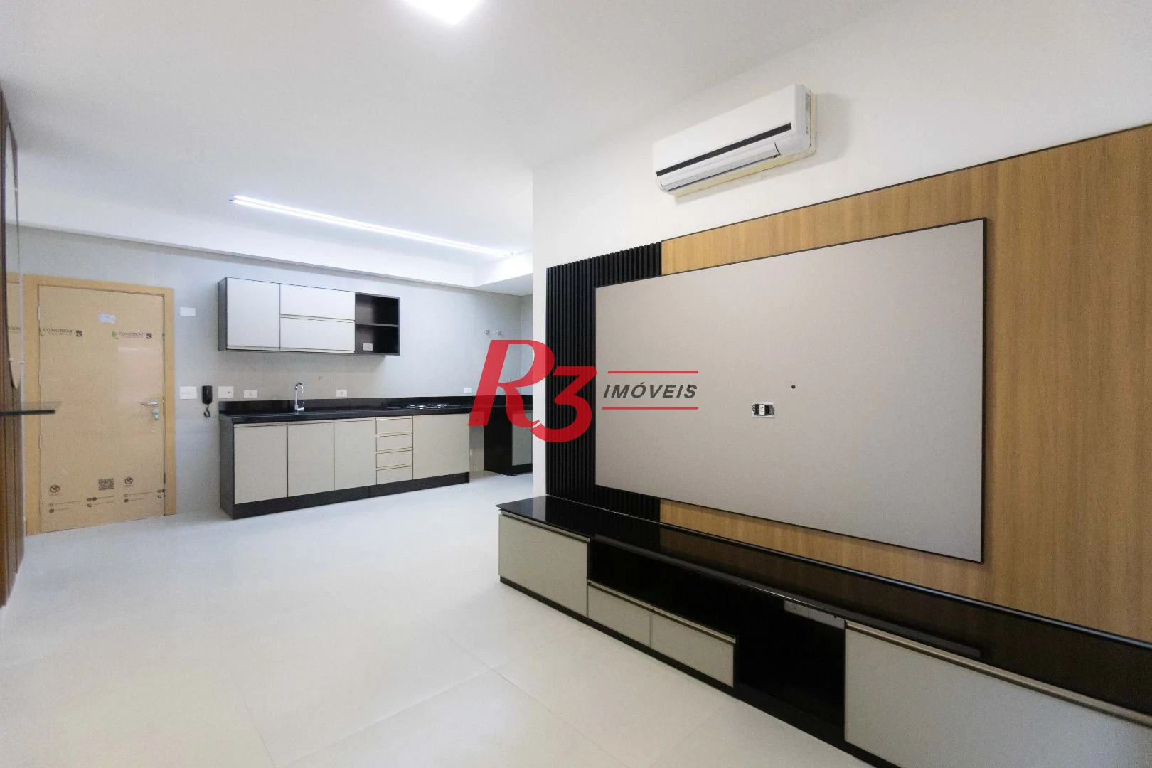 Apartamento para alugar, 77 m² por R$ 7.000,02/mês - José Menino - Santos/SP