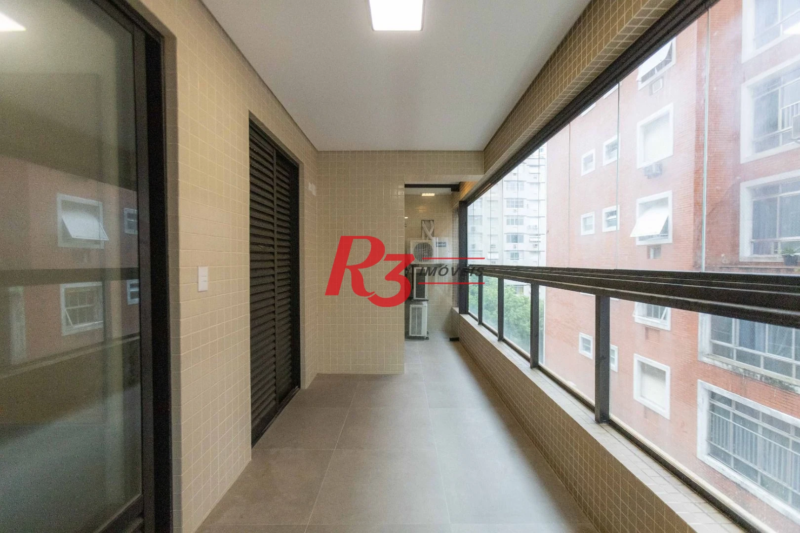 Apartamento para alugar, 77 m² por R$ 7.000,02/mês - José Menino - Santos/SP