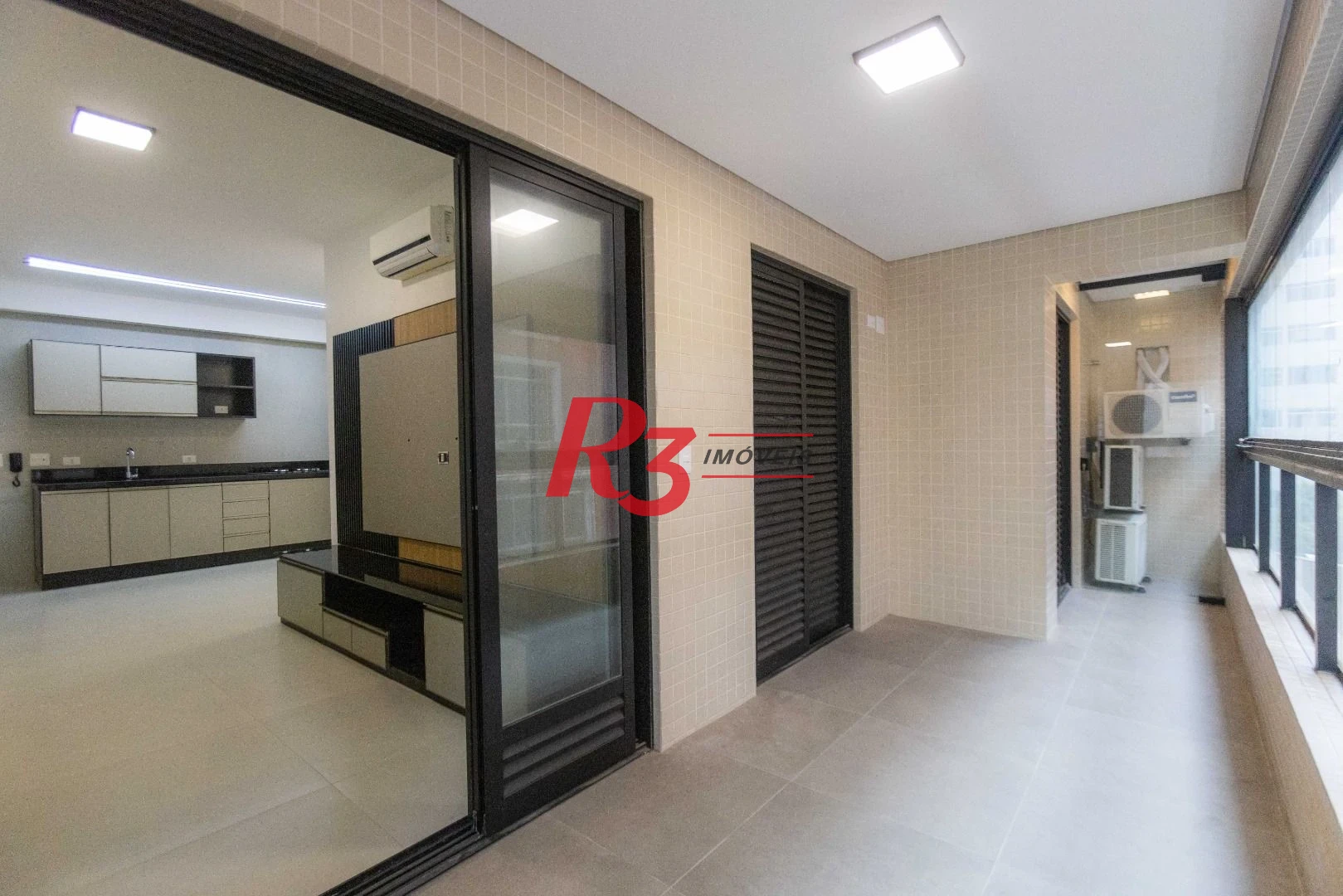 Apartamento para alugar, 77 m² por R$ 7.000,02/mês - José Menino - Santos/SP