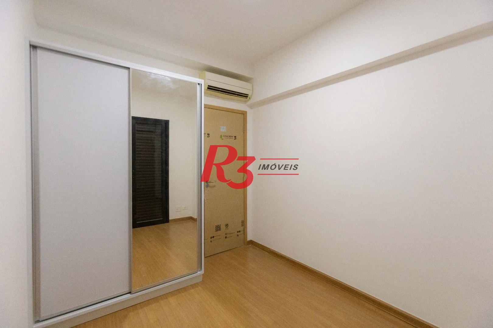 Apartamento para alugar, 77 m² por R$ 7.000,02/mês - José Menino - Santos/SP