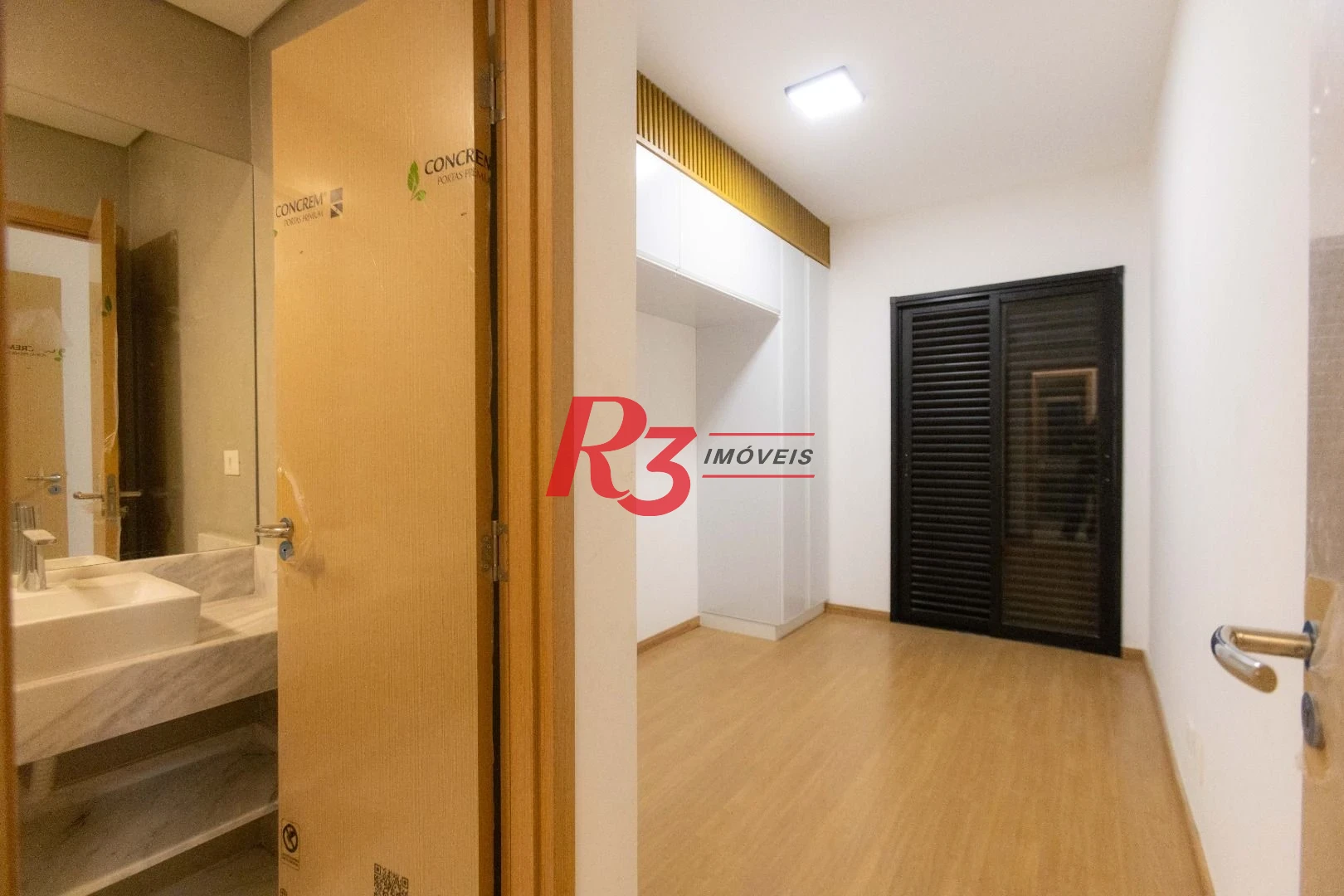 Apartamento para alugar, 77 m² por R$ 7.000,02/mês - José Menino - Santos/SP