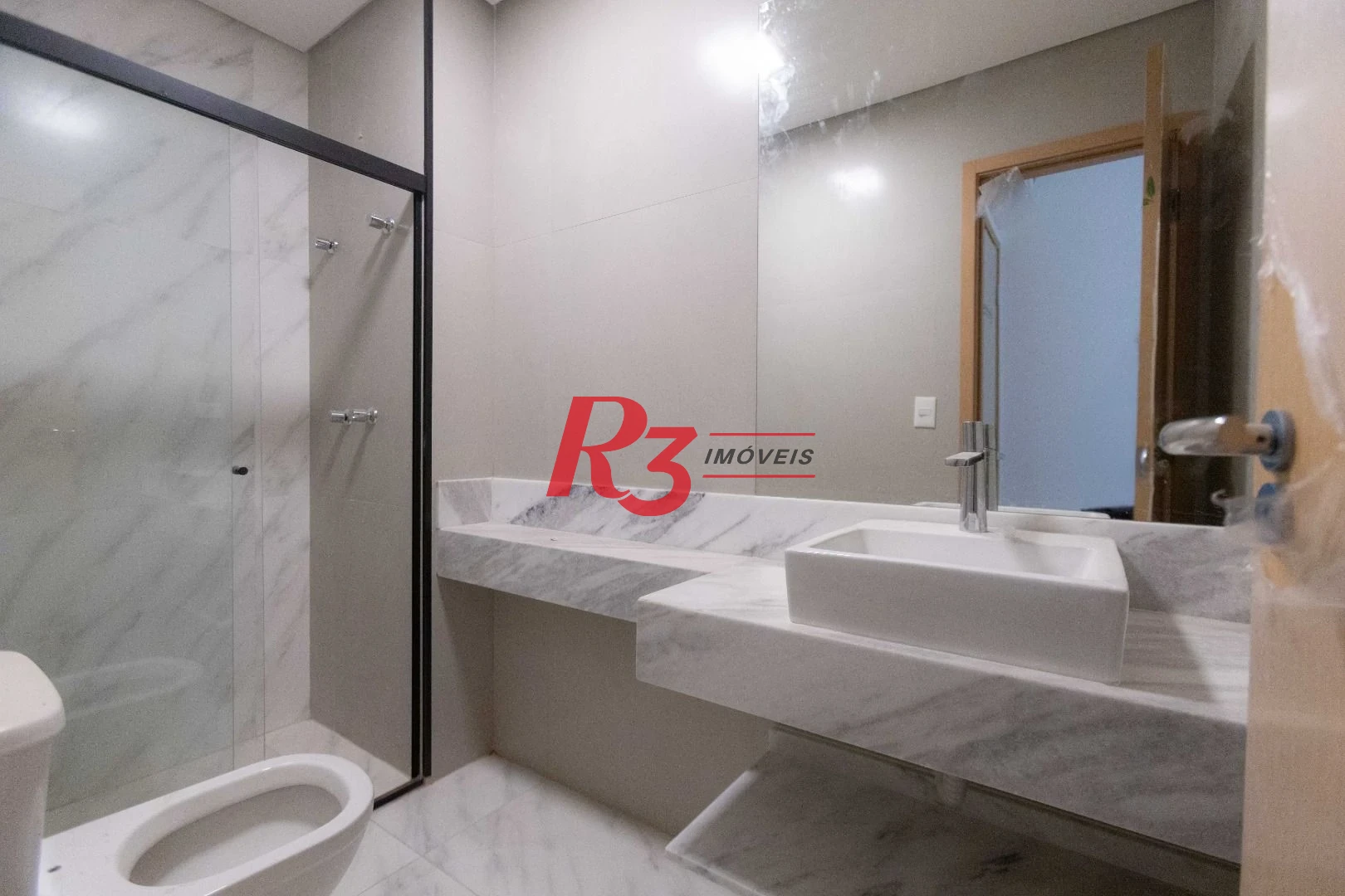 Apartamento para alugar, 77 m² por R$ 7.000,02/mês - José Menino - Santos/SP