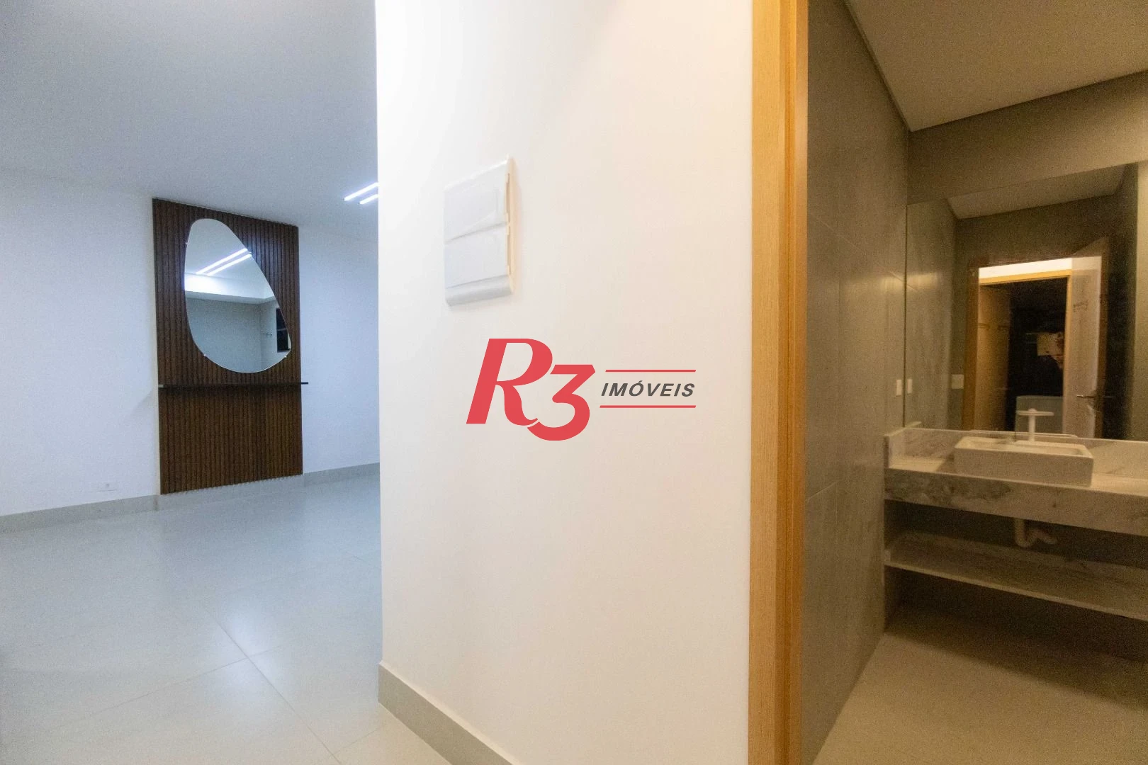 Apartamento para alugar, 77 m² por R$ 7.000,02/mês - José Menino - Santos/SP