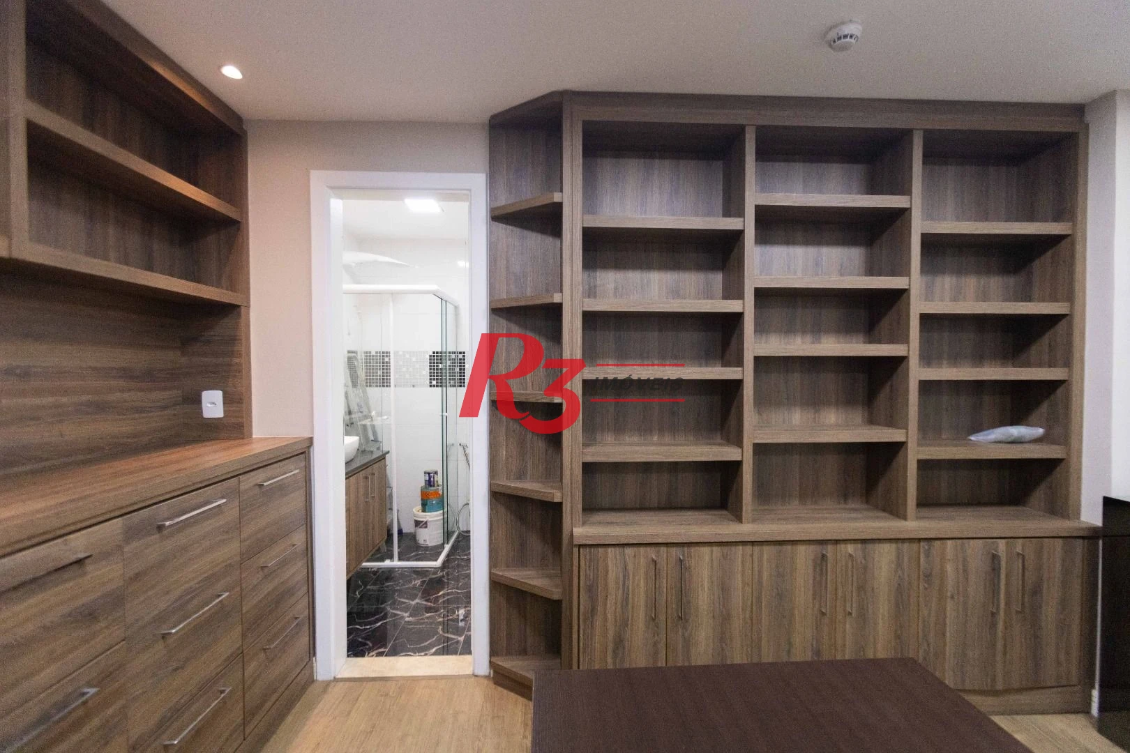 Sala, 97 m² - venda por R$ 1.200.000,00 ou aluguel por R$ 7.500,00/mês - Centro - Santos/SP
