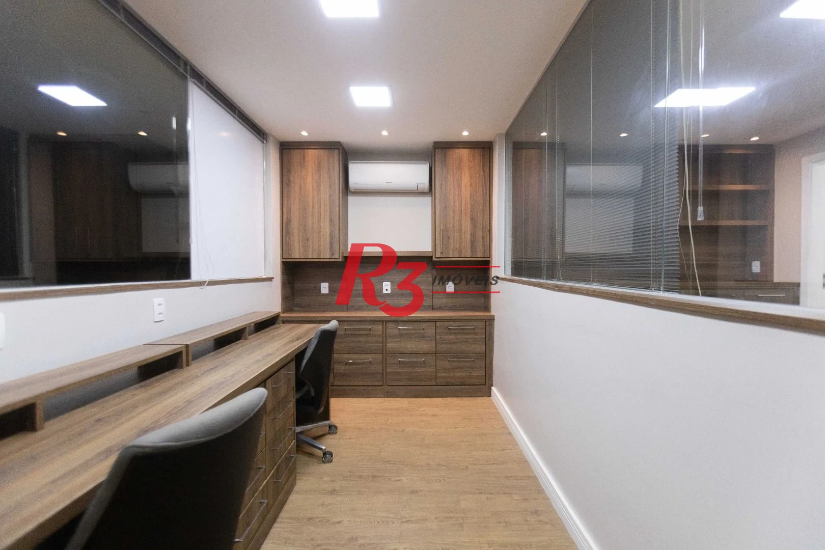 Sala, 97 m² - venda por R$ 1.200.000,00 ou aluguel por R$ 7.500,00/mês - Centro - Santos/SP