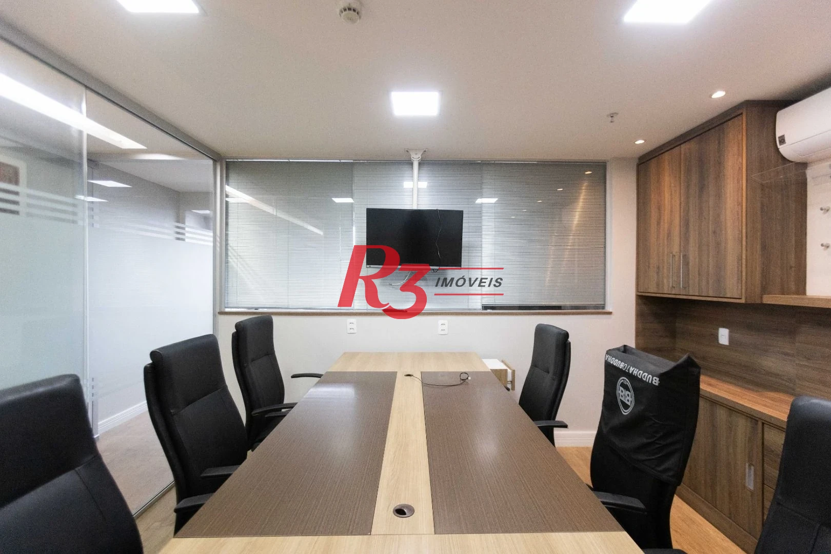 Sala, 97 m² - venda por R$ 1.200.000,00 ou aluguel por R$ 7.500,00/mês - Centro - Santos/SP