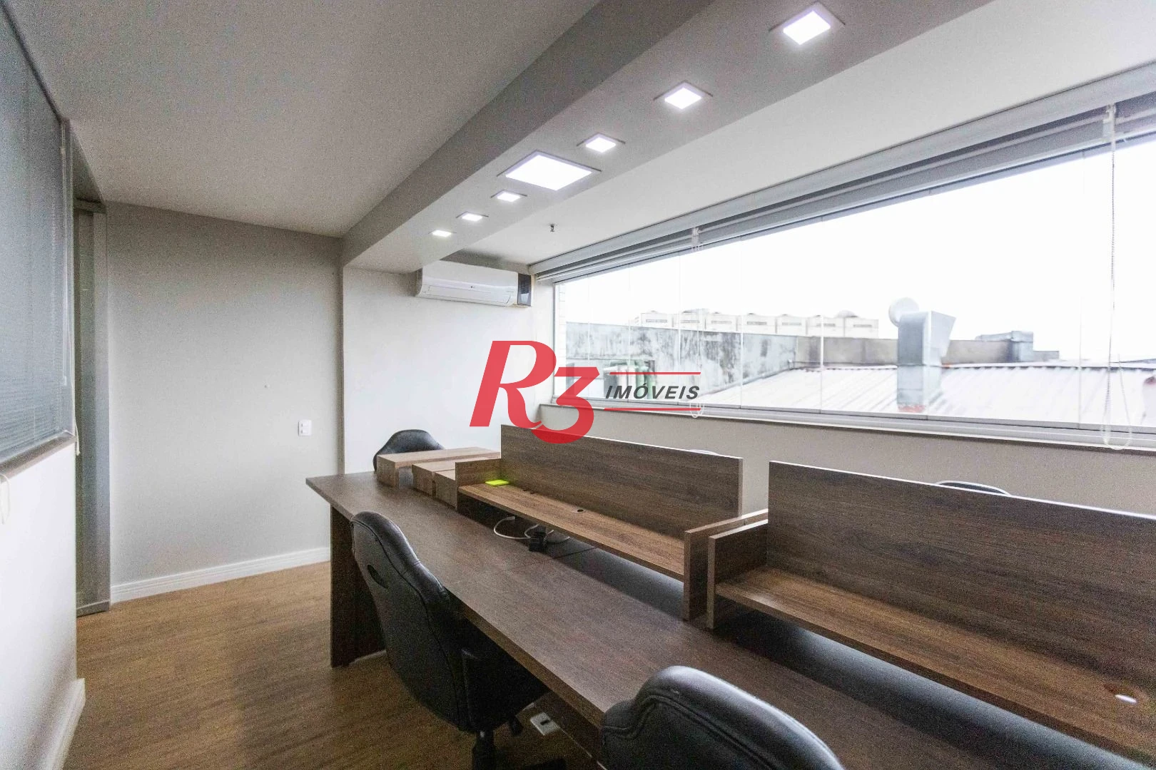 Sala, 97 m² - venda por R$ 1.200.000,00 ou aluguel por R$ 7.500,00/mês - Centro - Santos/SP