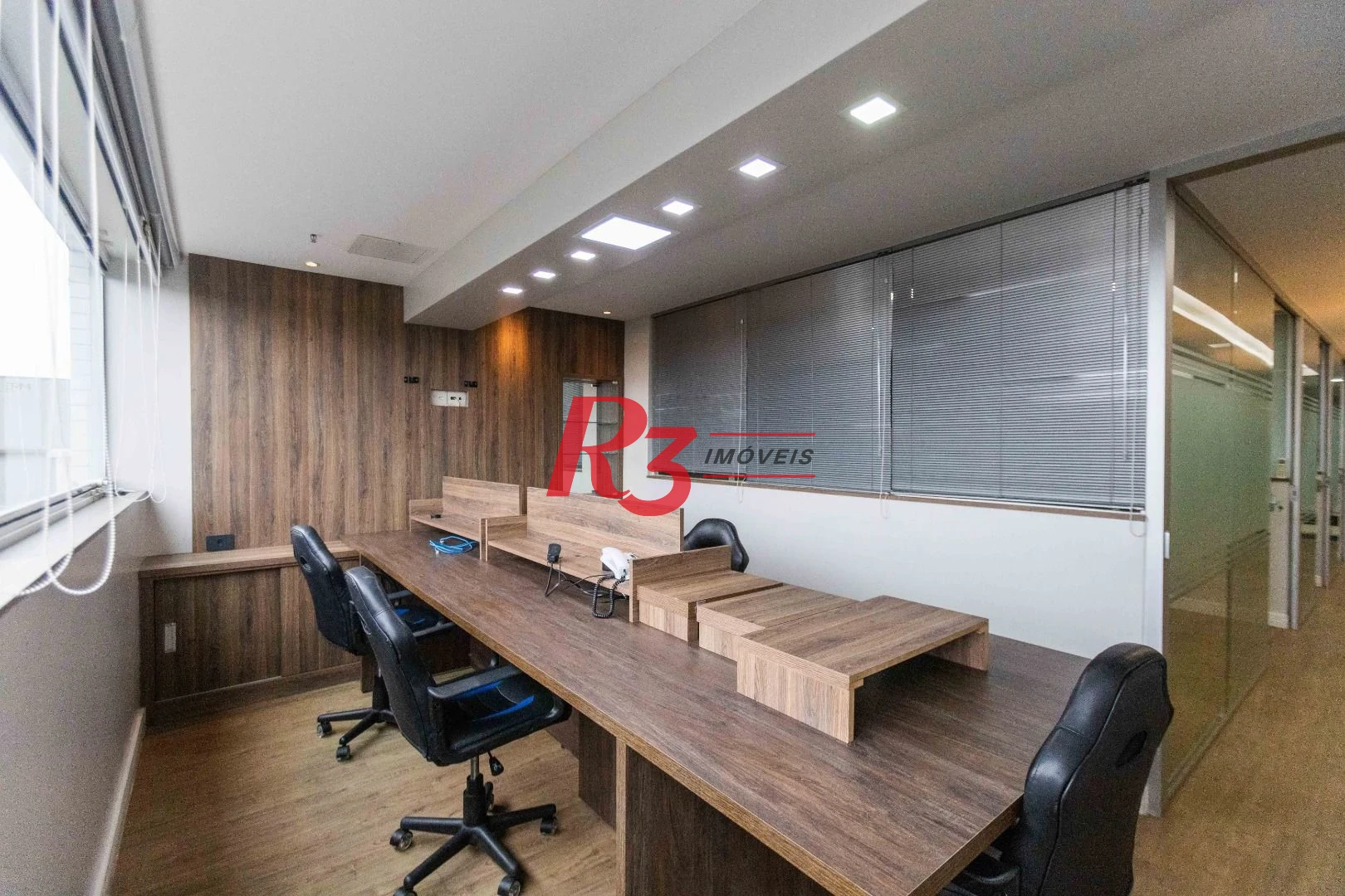 Sala, 97 m² - venda por R$ 1.200.000,00 ou aluguel por R$ 7.500,00/mês - Centro - Santos/SP