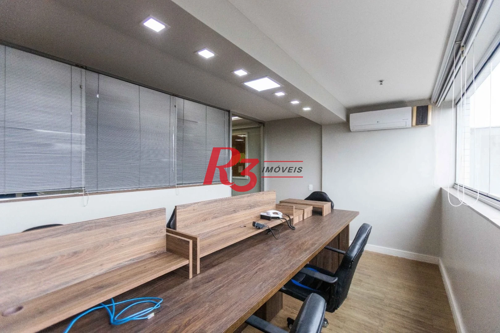 Sala, 97 m² - venda por R$ 1.200.000,00 ou aluguel por R$ 7.500,00/mês - Centro - Santos/SP