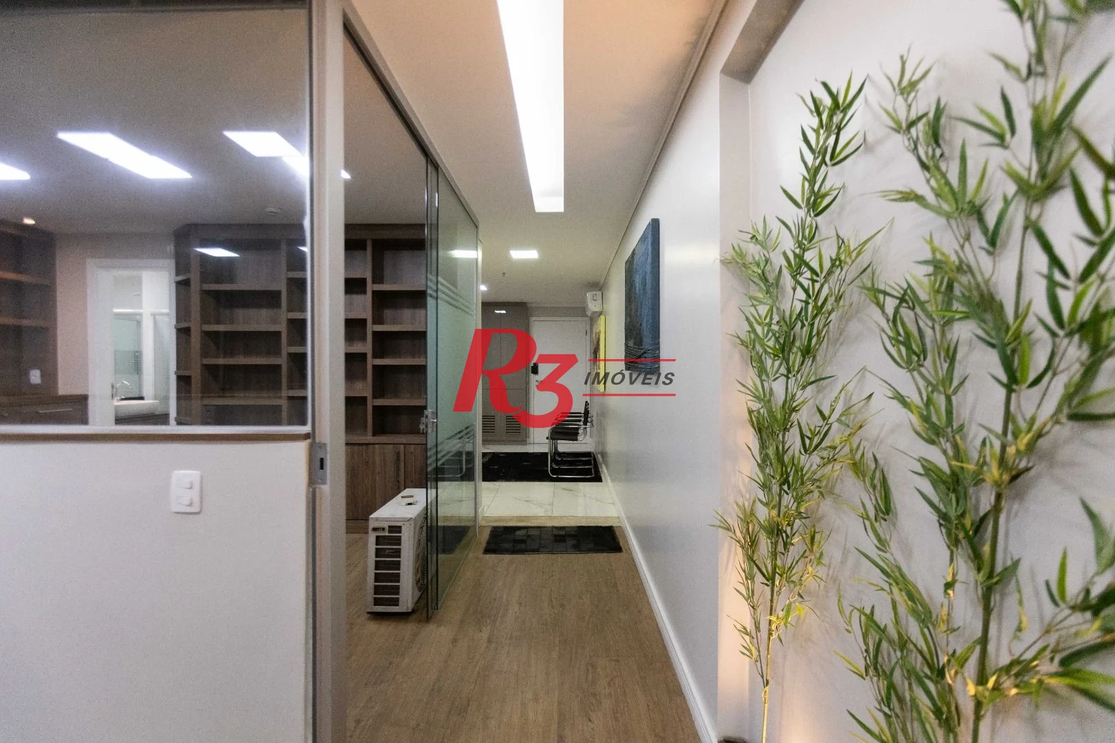 Sala, 97 m² - venda por R$ 1.200.000,00 ou aluguel por R$ 7.500,00/mês - Centro - Santos/SP