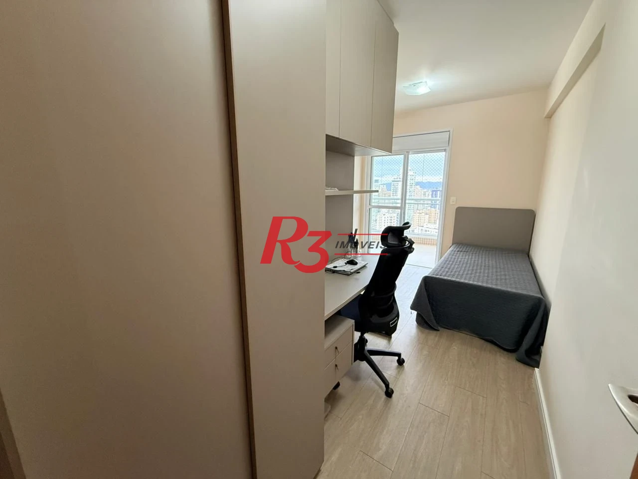 Apartamento com 3 dormitórios à venda, 134 m² por R$ 2.800.000,00 - Boqueirão - Santos/SP