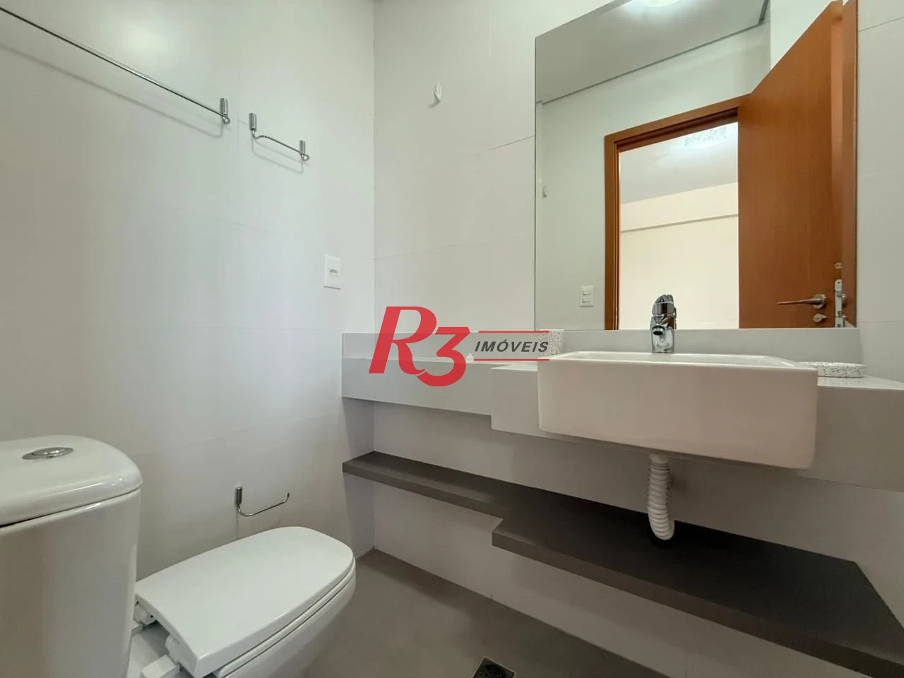 Apartamento com 3 dormitórios à venda, 134 m² por R$ 2.800.000,00 - Boqueirão - Santos/SP