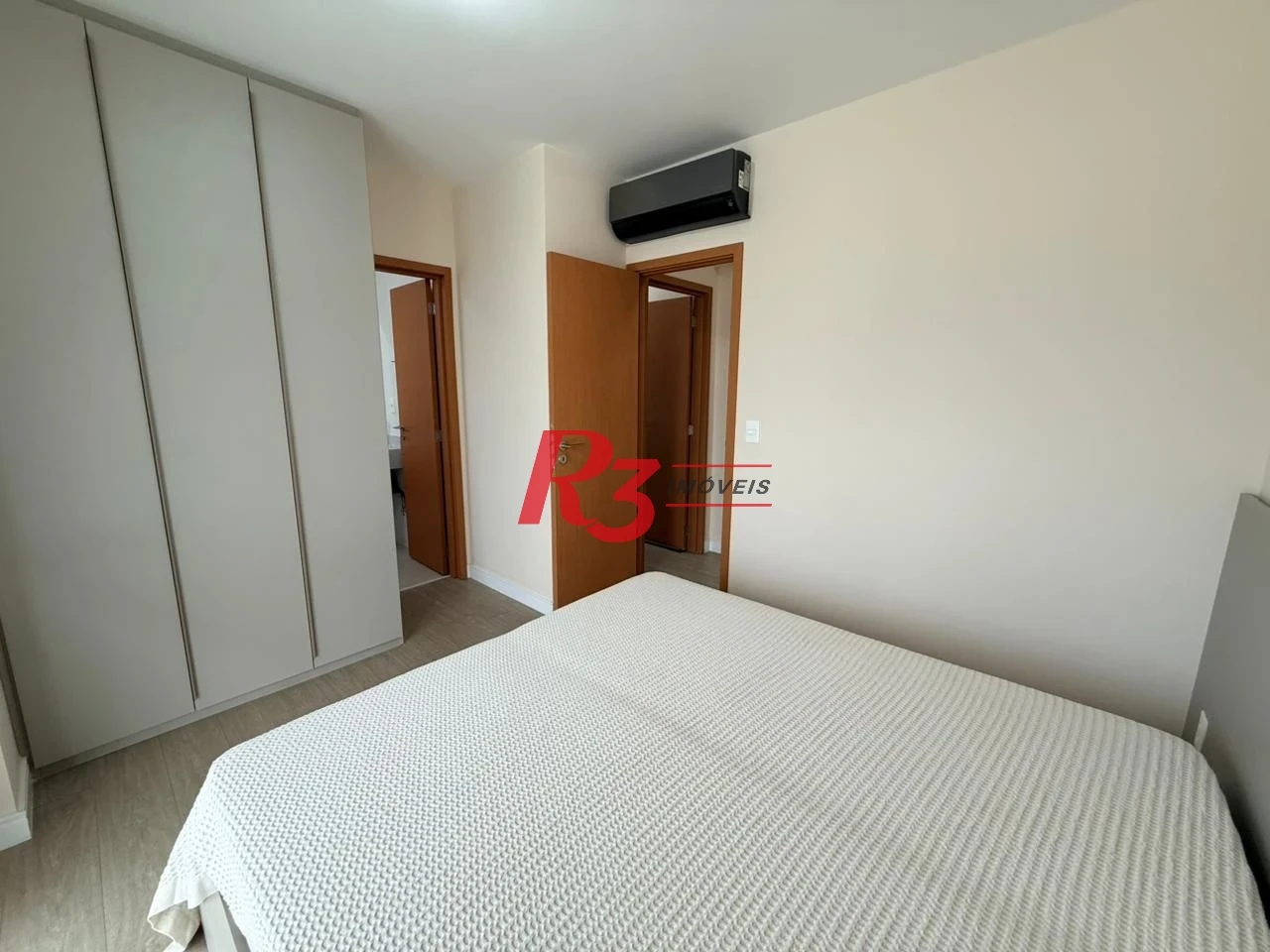 Apartamento com 3 dormitórios à venda, 134 m² por R$ 2.800.000,00 - Boqueirão - Santos/SP