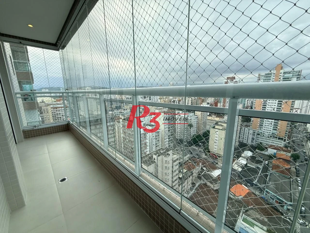 Apartamento com 3 dormitórios à venda, 134 m² por R$ 2.800.000,00 - Boqueirão - Santos/SP