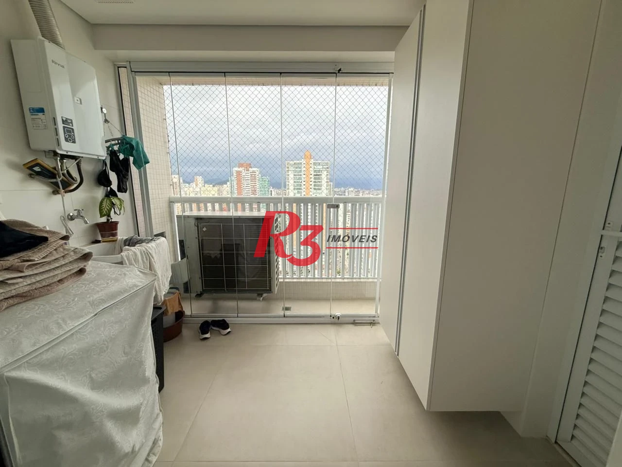 Apartamento com 3 dormitórios à venda, 134 m² por R$ 2.800.000,00 - Boqueirão - Santos/SP