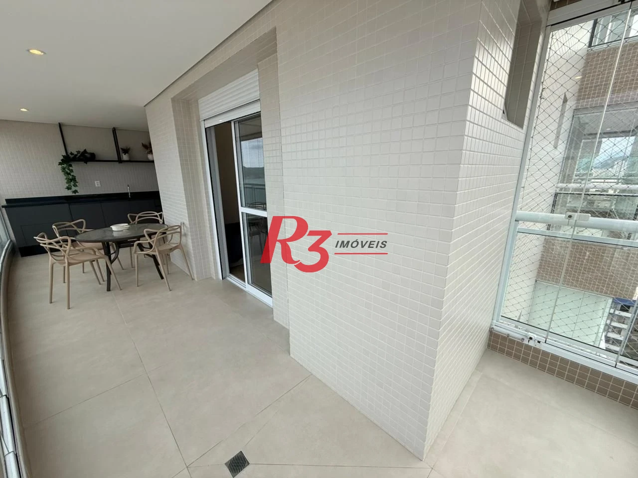 Apartamento com 3 dormitórios à venda, 134 m² por R$ 2.800.000,00 - Boqueirão - Santos/SP