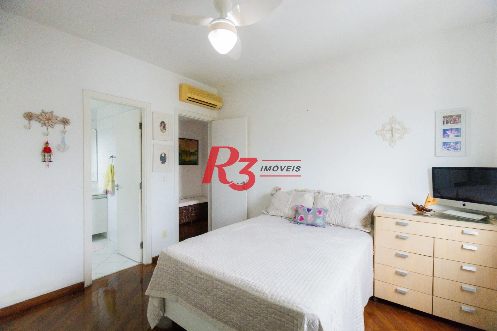Apartamento à venda, 116 m² por R$ 1.595.000,00 - Boqueirão - Santos/SP