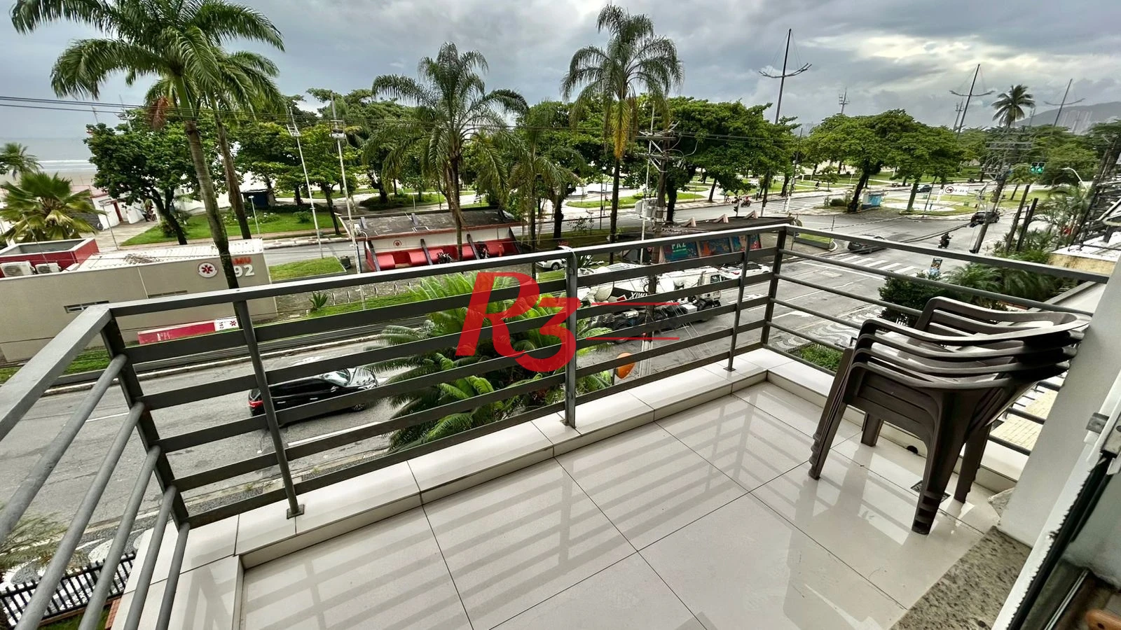 Apartamento com 2 dormitórios à venda, 100 m² por R$ 862.000,00 - Boqueirão - Santos/SP