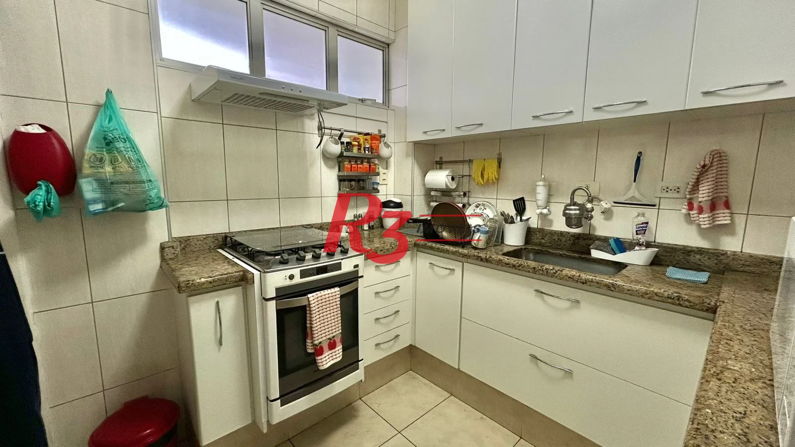 Apartamento com 2 dormitórios à venda, 100 m² por R$ 862.000,00 - Boqueirão - Santos/SP