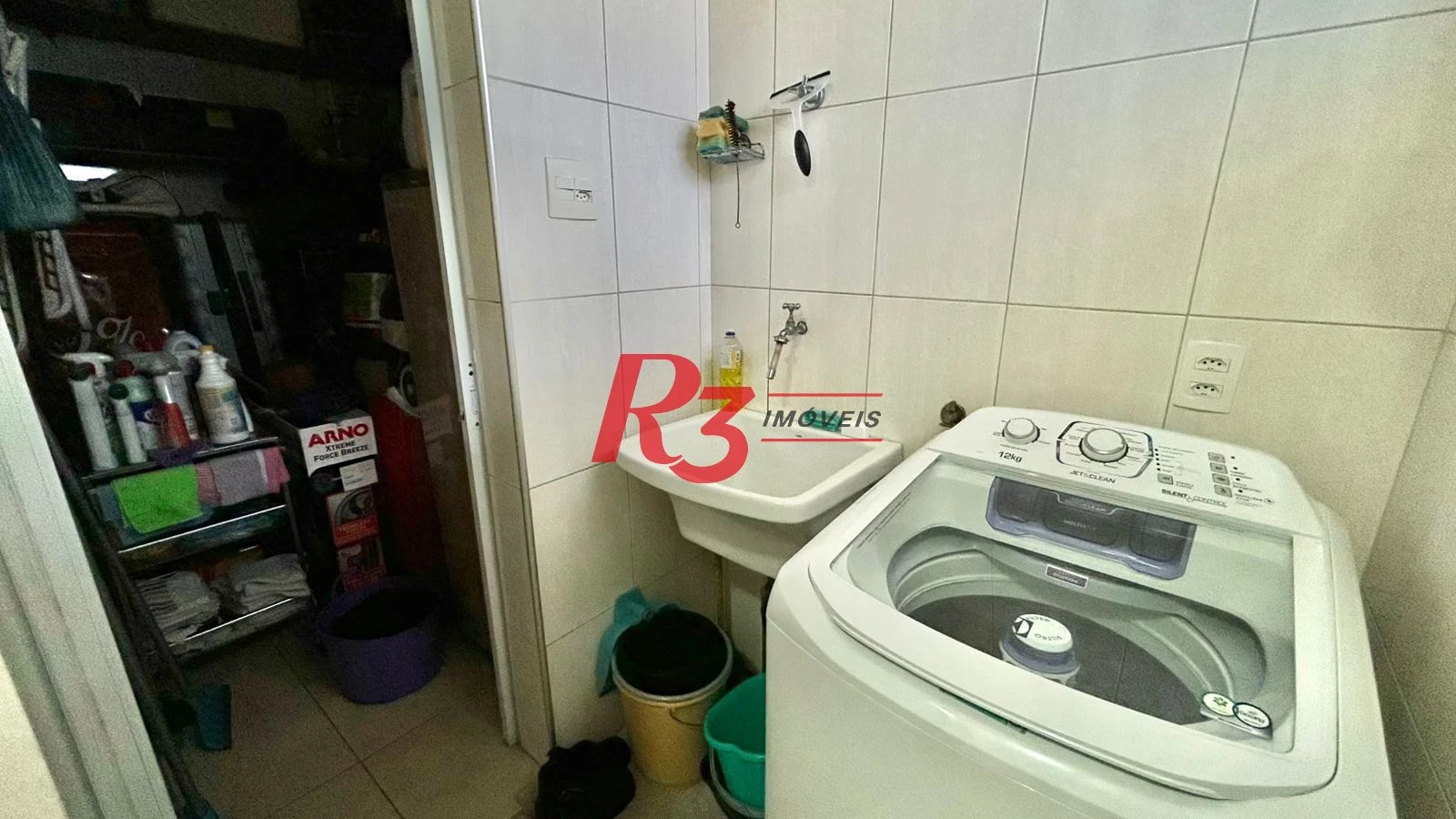 Apartamento com 2 dormitórios à venda, 100 m² por R$ 862.000,00 - Boqueirão - Santos/SP