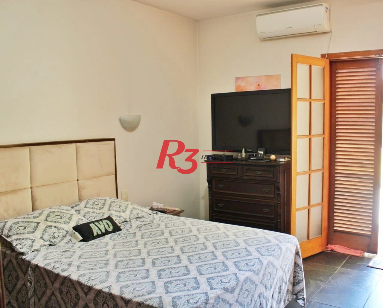Casa com 5 dormitórios à venda, 329 m² por R$ 2.800.000,00 - Boqueirão - Santos/SP