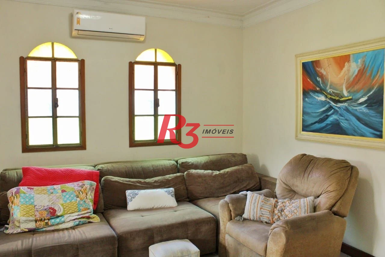 Casa com 5 dormitórios à venda, 329 m² por R$ 2.800.000,00 - Boqueirão - Santos/SP
