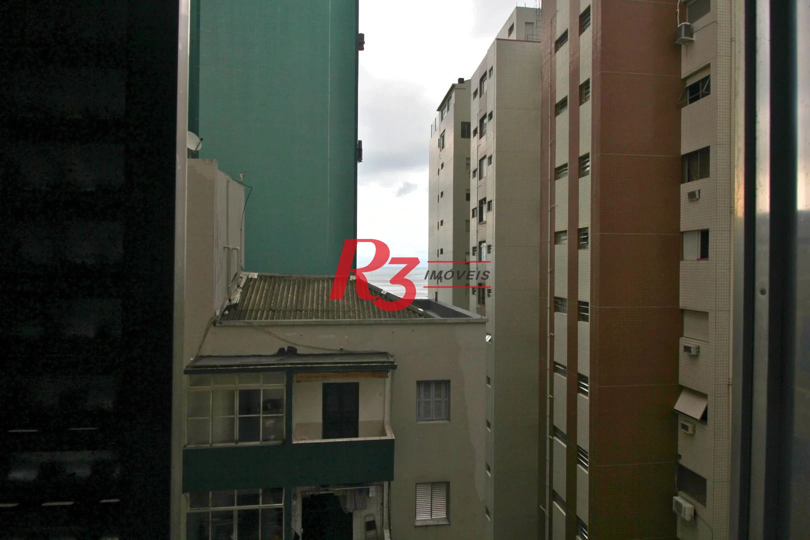 Kitnet com 1 dormitório, 38 m² - venda por R$ 382.000,00 ou aluguel por R$ 3.000,02/mês - José Menino - Santos/SP