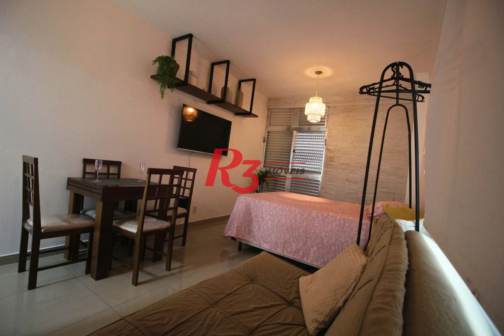 Kitnet com 1 dormitório, 38 m² - venda por R$ 382.000,00 ou aluguel por R$ 3.000,02/mês - José Menino - Santos/SP