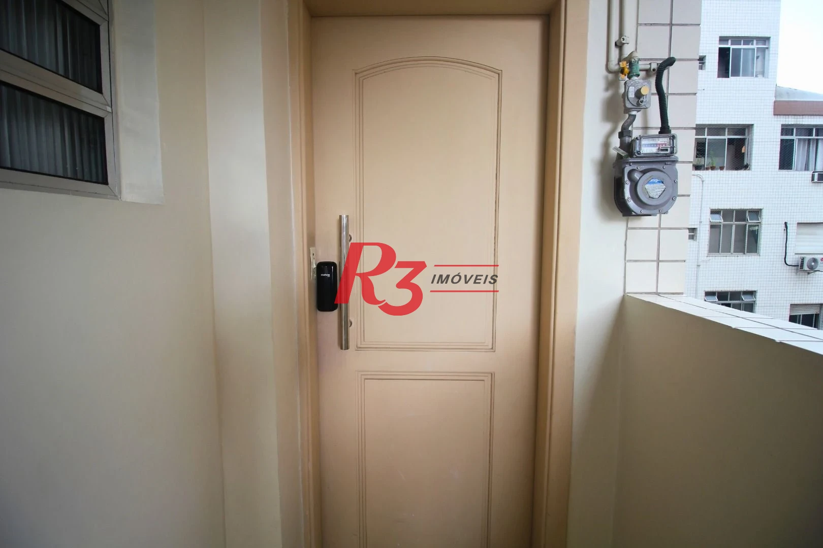 Kitnet com 1 dormitório, 38 m² - venda por R$ 382.000,00 ou aluguel por R$ 3.000,02/mês - José Menino - Santos/SP