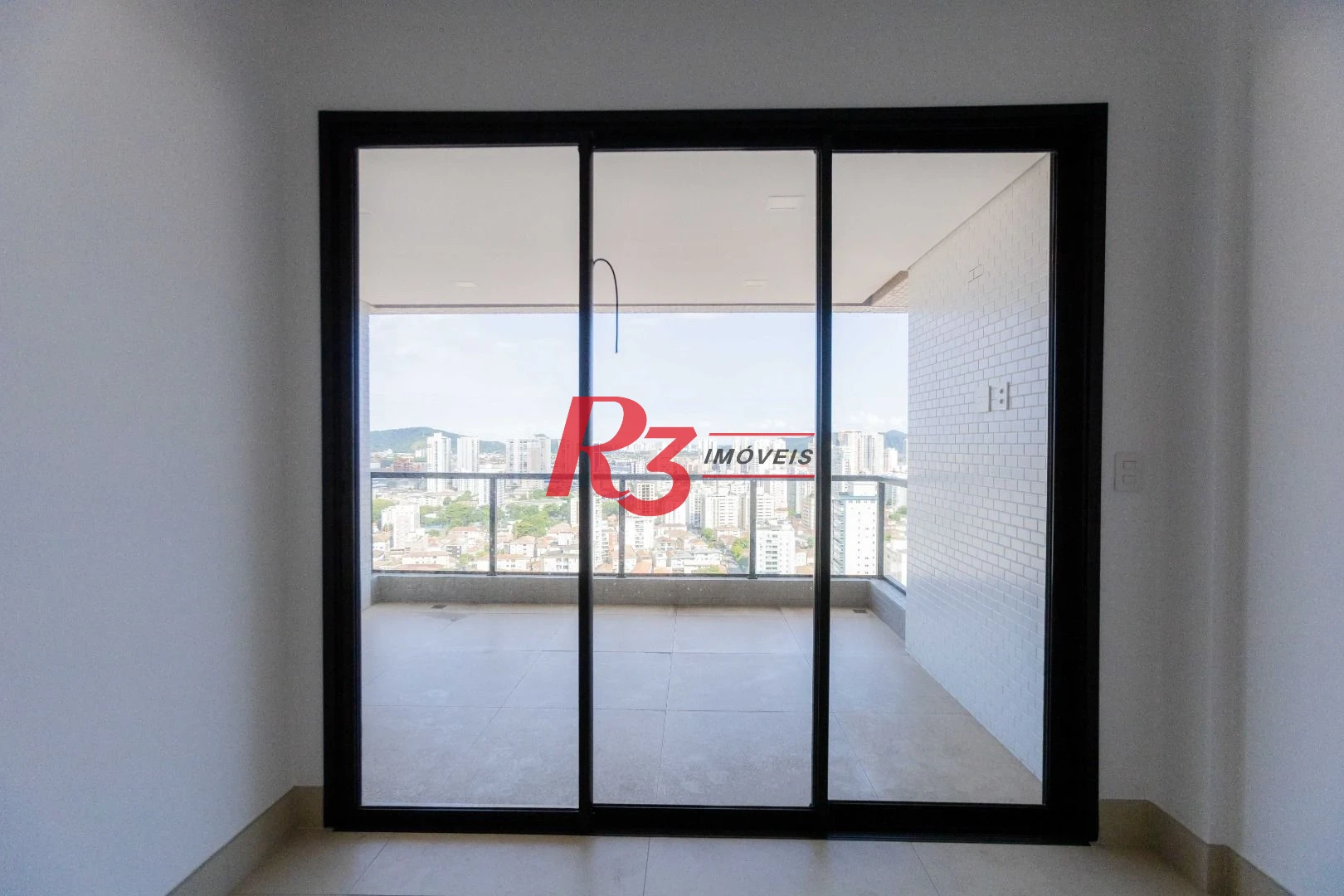 Apartamento com 2 dormitórios à venda, 83 m² por R$ 1.100.000,00 - Aparecida - Santos/SP