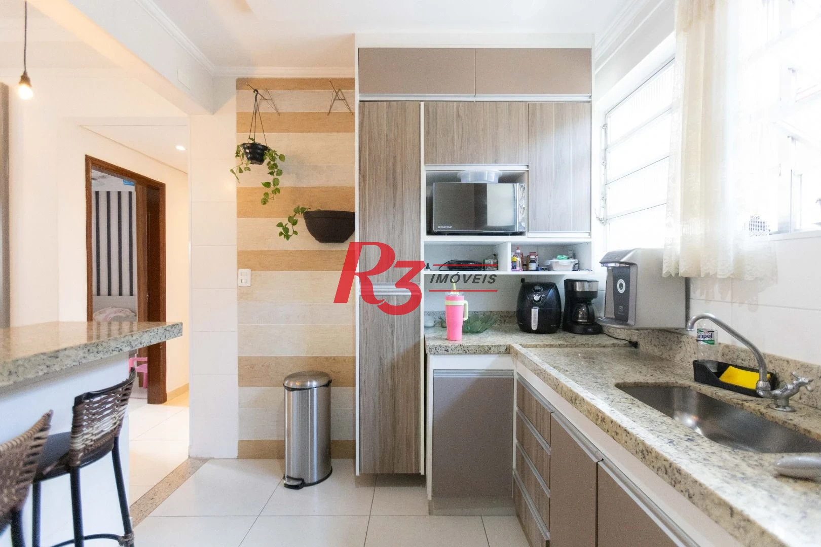 Apartamento com 3 dormitórios à venda, 115 m² por R$ 579.000,00 - Embaré - Santos/SP
