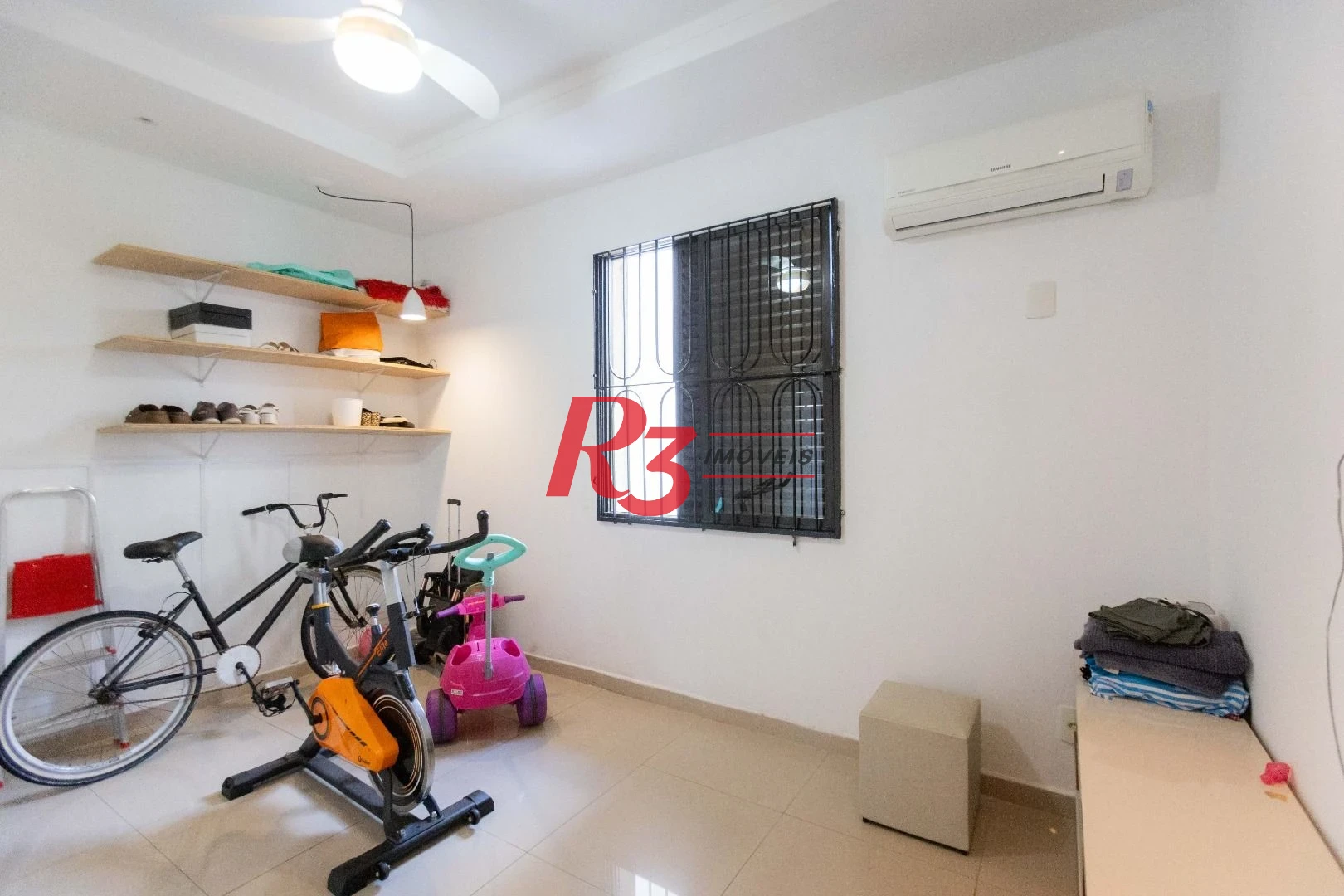 Apartamento com 3 dormitórios à venda, 115 m² por R$ 579.000,00 - Embaré - Santos/SP