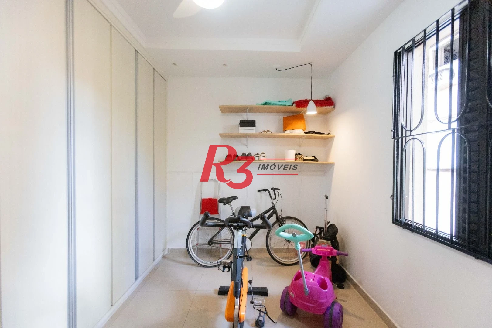 Apartamento com 3 dormitórios à venda, 115 m² por R$ 579.000,00 - Embaré - Santos/SP