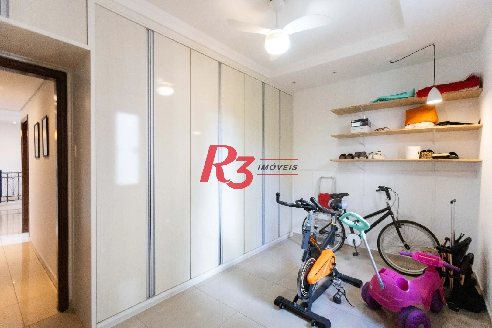 Apartamento com 3 dormitórios à venda, 115 m² por R$ 579.000,00 - Embaré - Santos/SP