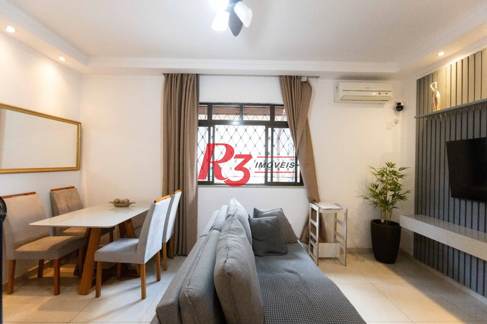 Apartamento com 3 dormitórios à venda, 115 m² por R$ 579.000,00 - Embaré - Santos/SP