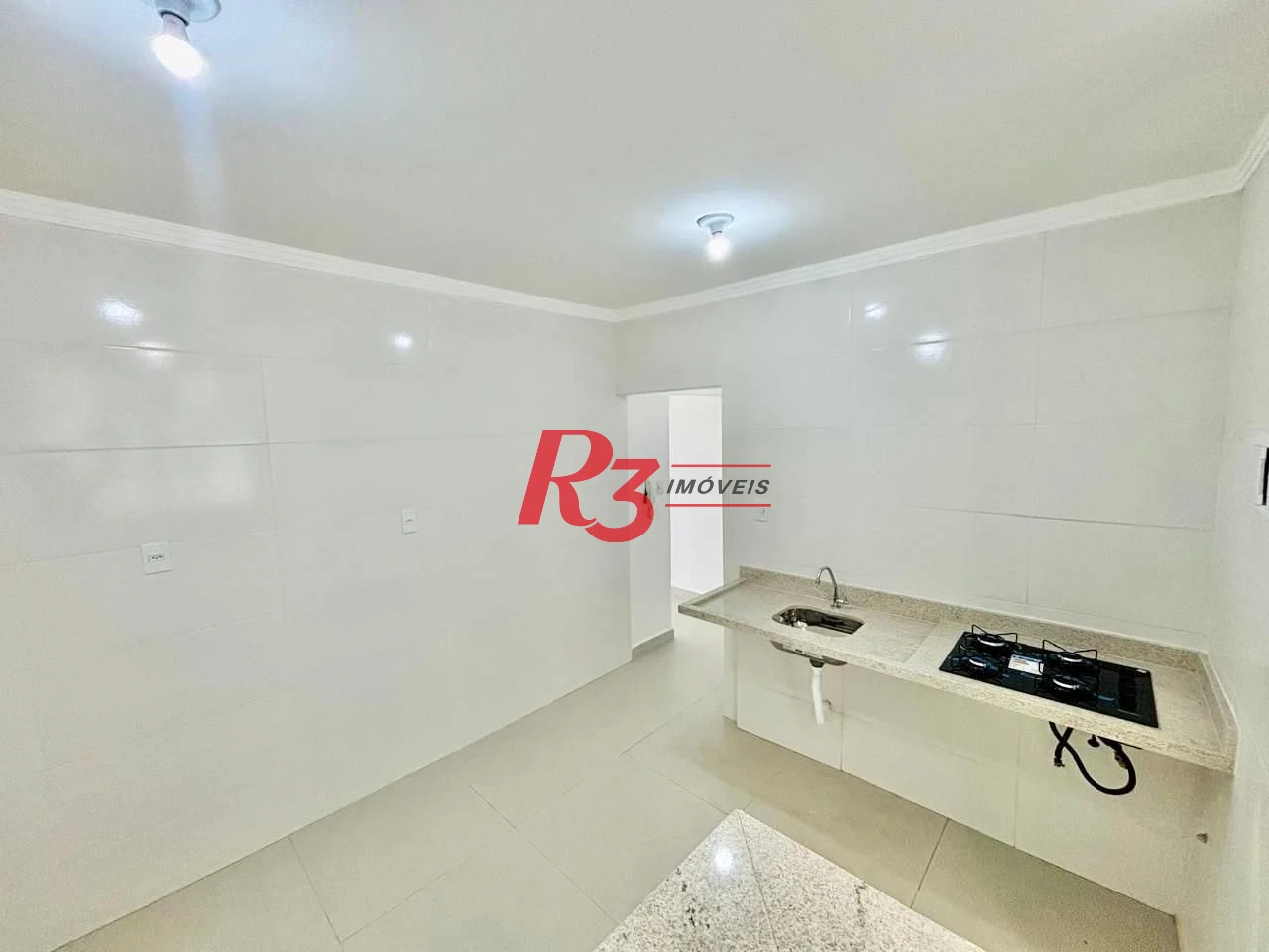 Apartamento com 2 dormitórios à venda, 85 m² por R$ 680.000,00 - José Menino - Santos/SP