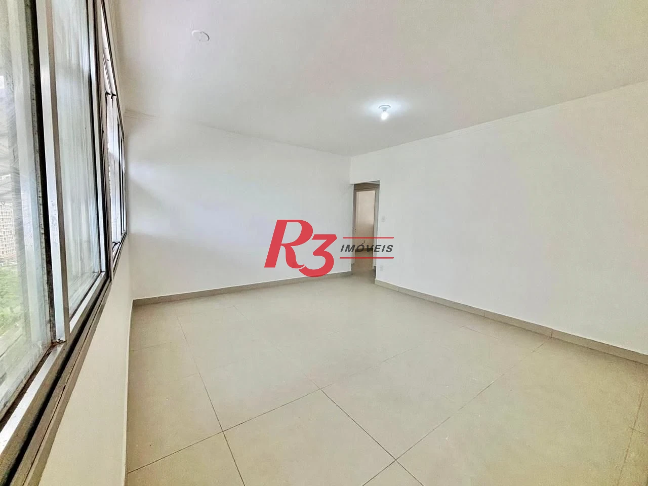 Apartamento com 2 dormitórios à venda, 85 m² por R$ 680.000,00 - José Menino - Santos/SP