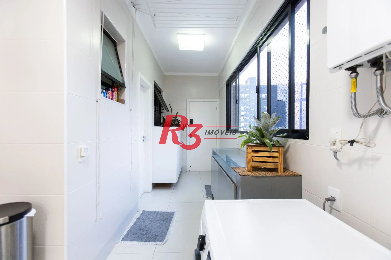 Apartamento com 3 dormitórios à venda, 283 m² por R$ 2.990.000,00 - Boqueirão - Santos/SP