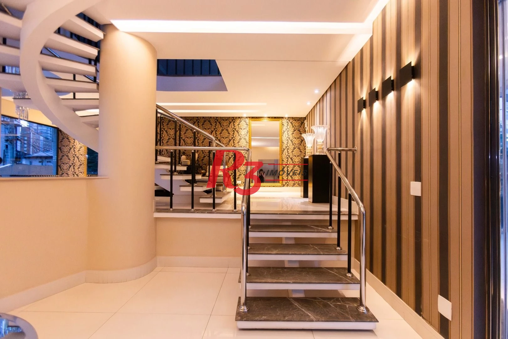 Apartamento com 3 dormitórios à venda, 283 m² por R$ 2.990.000,00 - Boqueirão - Santos/SP