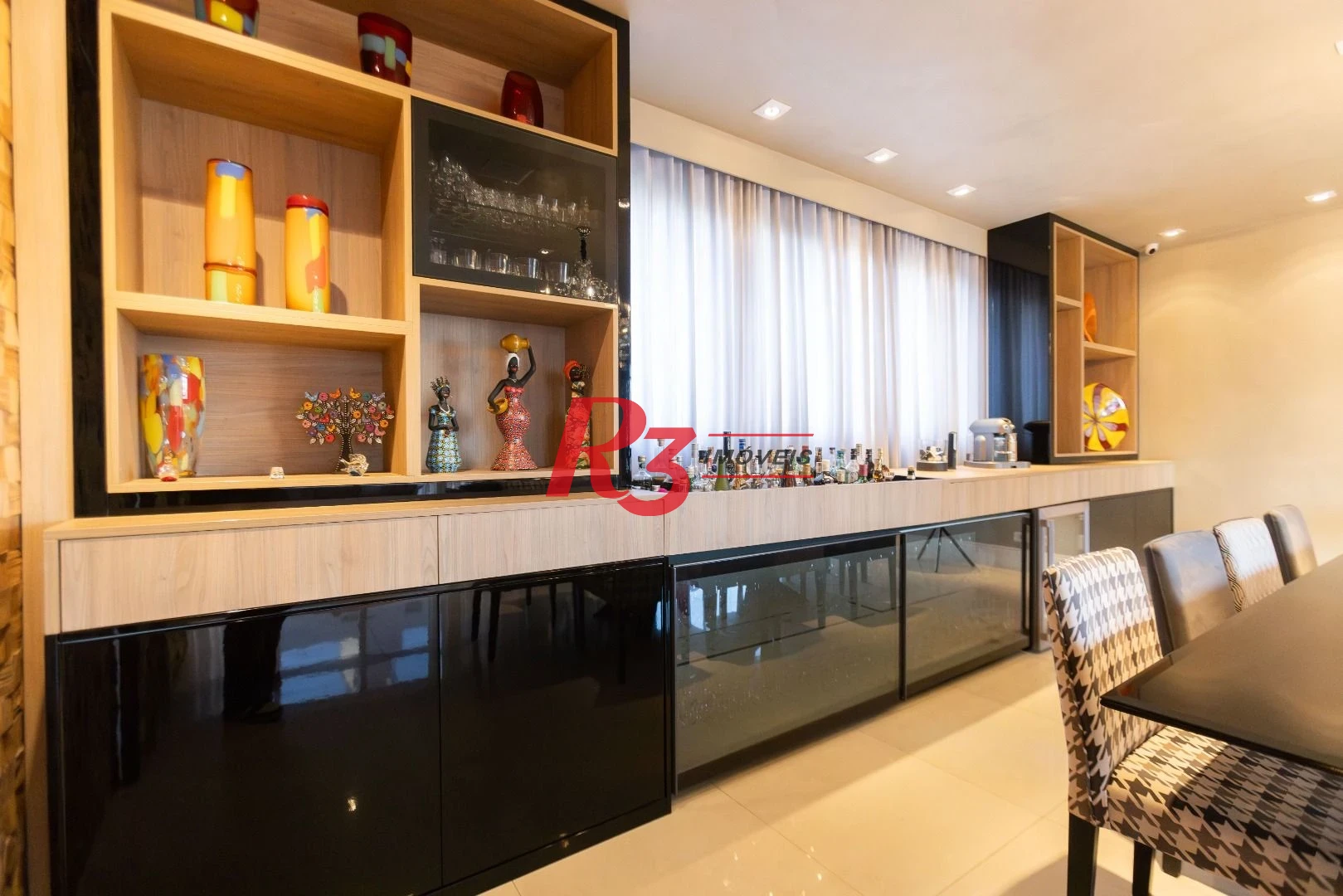 Apartamento com 3 dormitórios à venda, 283 m² por R$ 2.990.000,00 - Boqueirão - Santos/SP