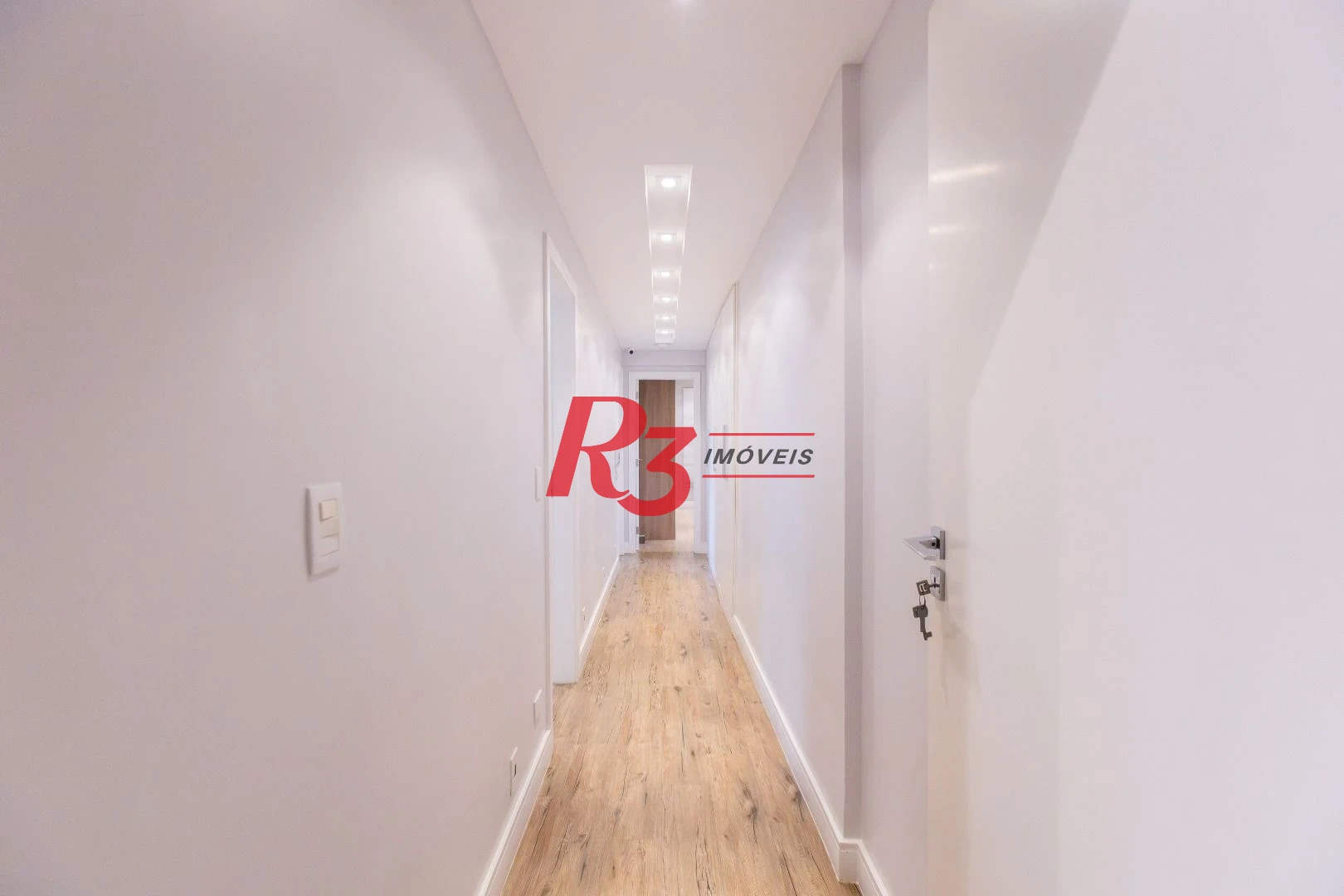 Apartamento com 3 dormitórios à venda, 283 m² por R$ 2.990.000,00 - Boqueirão - Santos/SP