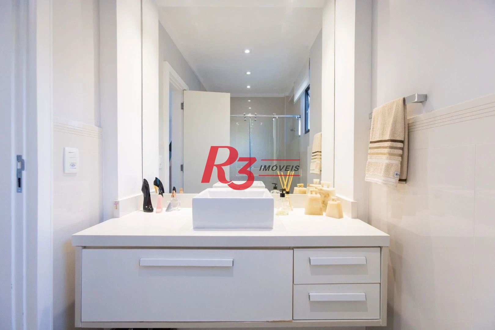 Apartamento com 3 dormitórios à venda, 283 m² por R$ 2.990.000,00 - Boqueirão - Santos/SP